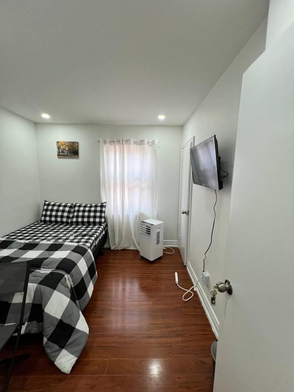 #1 Convvy-Nient Residence! 토론토 외부 사진